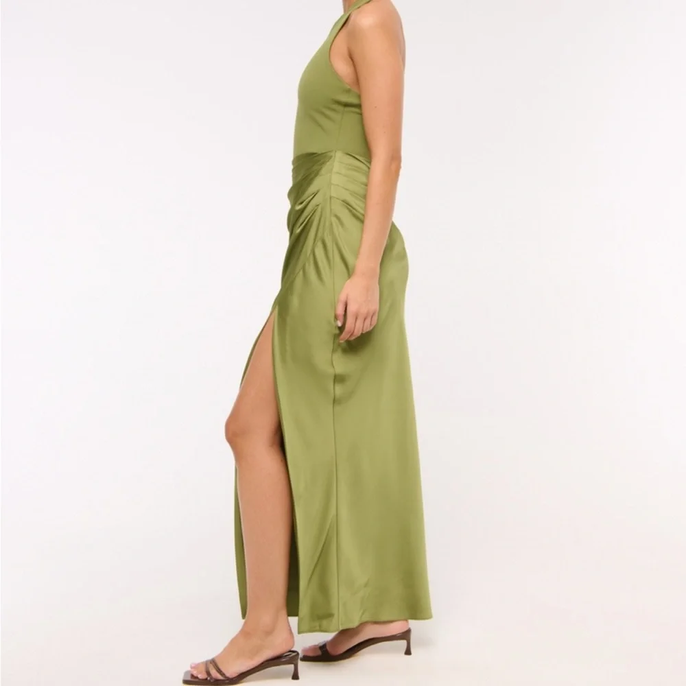 Abercrombie & Fitch olive green